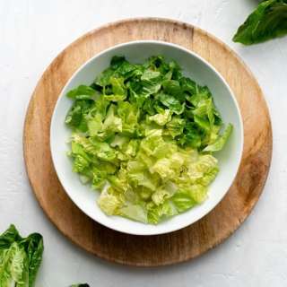 How To Chop Romaine Lettuce