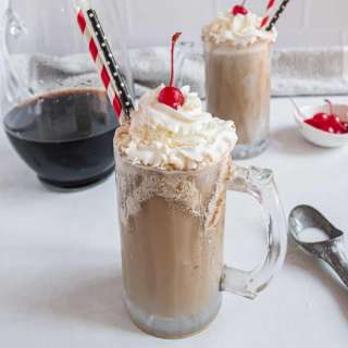 Homemade Root Beer Floats