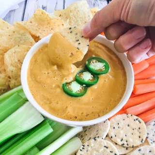 Healthy Vegan Cauliflower Cheese Sauce [SPICY]