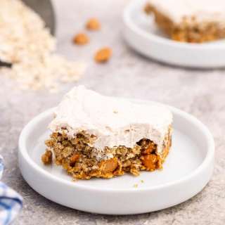 Oatmeal Scotchie Bars