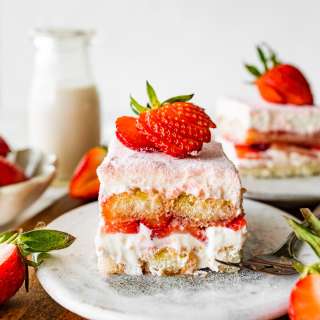 Strawberry Tiramisu Recipe