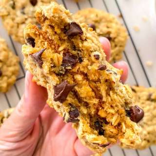 Vegan Peanut Butter Oatmeal Cookies