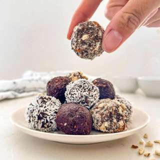 Chocolate Almond Balls