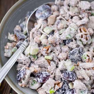 Vegan Chicken Salad w/ Roasted Jackfruit