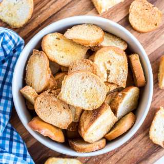 Homemade Bagel Chips