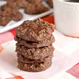 No Bake Chocolate Oatmeal Cookies