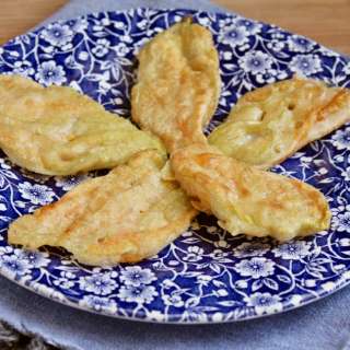 Traditional Italian Fried Zucchini Blossoms (Courgette/Squash Flowers)