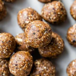 Fig and Date Energy Balls