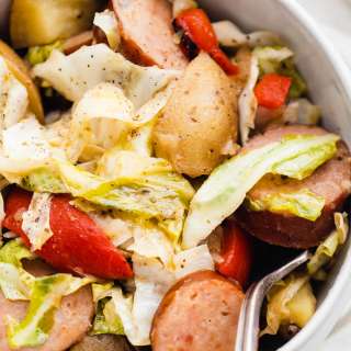 Slow Cooker Sausage, Cabbage, and Potatoes