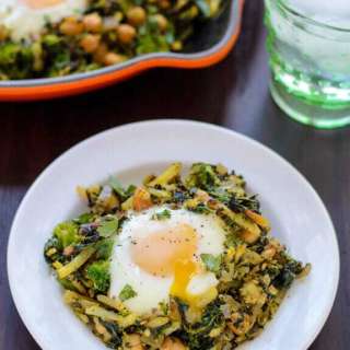 Curried Chickpea Hash with Broccoli and Spinach