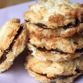 Coconut Macaroons: Cookies and Sandwiches