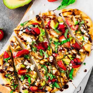 Grilled Naan Pizza with Strawberry, Chicken, and Avocado