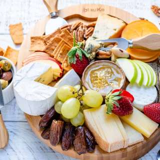 How To Make the Best Cheese Board