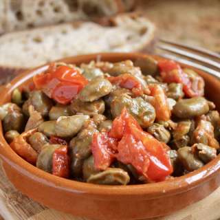 Fava Beans with Tomatoes (Easy Italian Recipe)