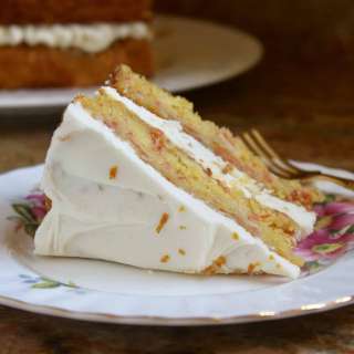 Best Orange Cream Cheese Frosting (with Grand Marnier Liqueur)