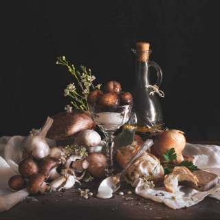 German Christmas Market Mushrooms with Garlic Sauce (Market Champignons)
