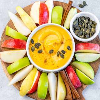 Healthy Pumpkin Pie Fruit Dip