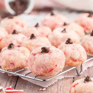 Grandma's Peppermint Puff Cookies Recipe