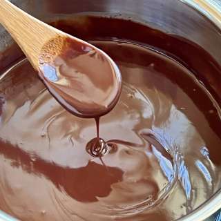 Easy Chocolate Sauce - Only 2 Ingredients and 3 Minutes!
