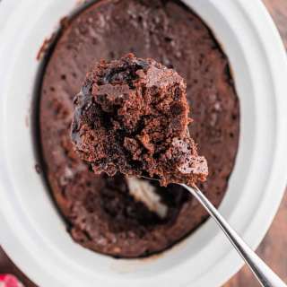 Slow Cooker Hot Fudge Cake