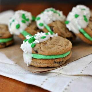 Mint Chocolate Chip Cookie Sandwiches