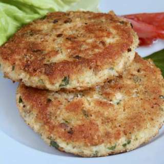 Easy, Step by Step Potato and Salmon Fish Cakes