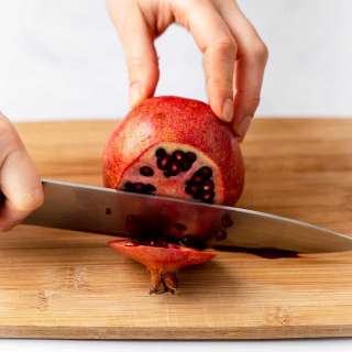 How to Cut a Pomegranate