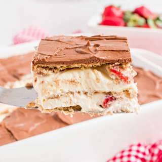Strawberry Eclair Cake