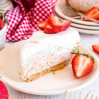 No Bake Strawberry Cheesecake