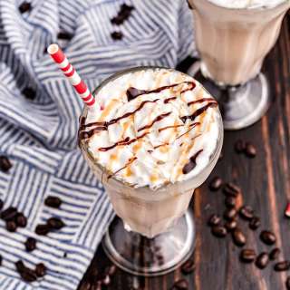 Caramel Coffee Milkshakes