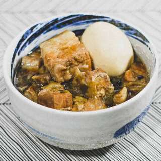 Vietnamese Braised Pork Belly with Eggs - Thit Kho