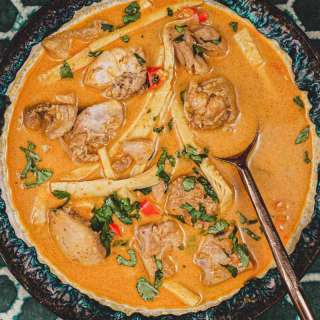 Laoatian Chicken Curry with Bamboo Shoots