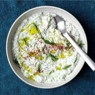 Cacik (Turkish Yoghurt & Cucumber)
