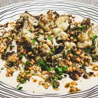 Hummus Bi Arnabeet - Hummus with Roasted Cauliflower