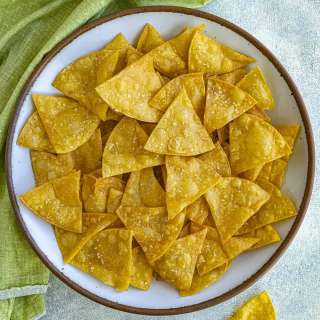 How to Make Tortilla Chips (Homemade Tortilla Chips Recipe)