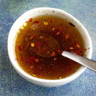 How to Make Spicy Chili Vinegar