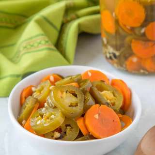 Taqueria-Style Pickled Jalapenos and Carrots Recipe