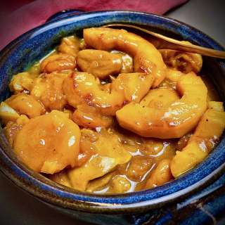 Khoresh Beh ba Aloo