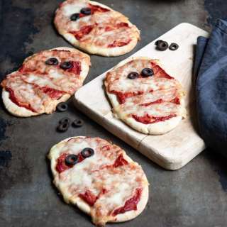 Easy Halloween Mummy Pizzas