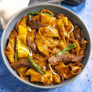 Beef Chow Fun Recipe (Chow Ho Fun)