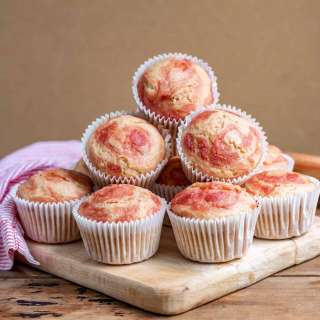 Ginger Rhubarb Muffins