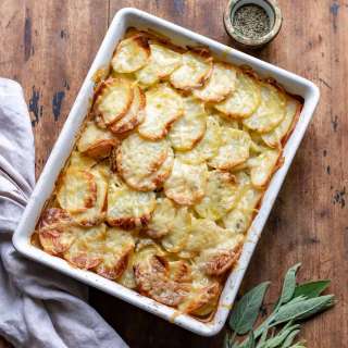Boulangere Potatoes