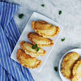 Thai Curry Puffs