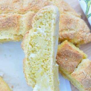 Portuguese Corn Bread (Broa de Milho)