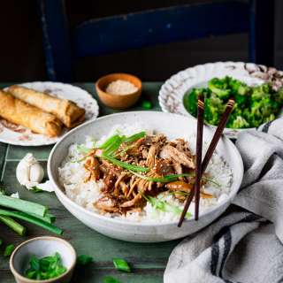 Crock Pot Garlic Sesame Brown Sugar Chicken