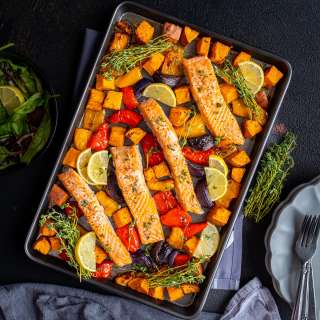 Easy Salmon Traybake