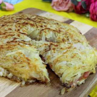 Pomme Paillasson with Prosciutto and Cheese Filling