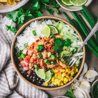 Crock Pot Chipotle Chicken Bowl