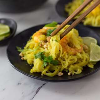 Indonesian Curried Noodles with Shrimp