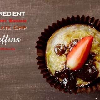 4-ingredient Strawberry Banana Chocolate Chip Muffins